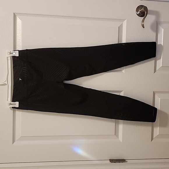 Old Navy Active - leggings- S - Picture 6 of 8